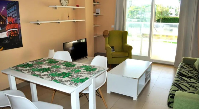 Apartamento Planta Baja a 100 Metros de la Playa