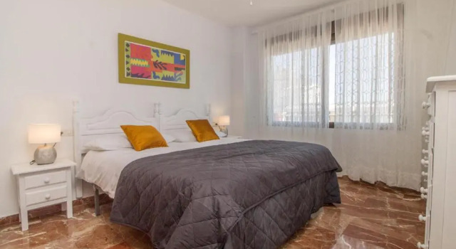 Fontana 5D by IVI Real Estate, Забронировать Отель Отели Торремолинос с бассейном, рядом с Пляж El Saltillo, Бассейн