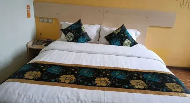 Hello Light Hotel (Jindang Hantan Bridge), Boek Hotel Hotels in Chengdu met parkeren, Parkeren