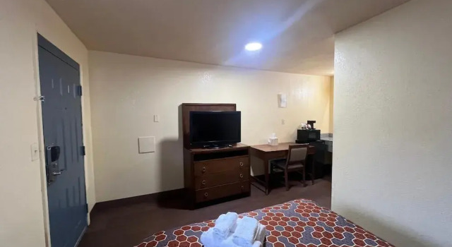 Номер Standard Relax Inn & Suites