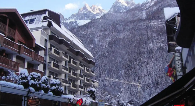 Апартаменты Chamonix Centre Holiday Sauna Apartment 2