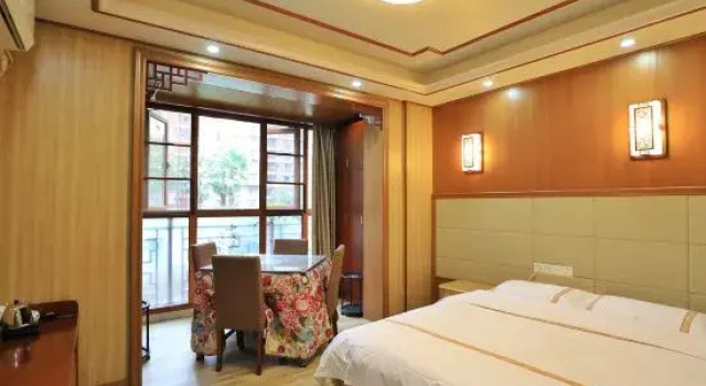 Gucheng New Home (Enshi Shinan Ancient City), Prenota Hotel Enshi Prefecture Cina