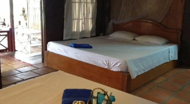 Laluna Bungalows & Restaurant, Забронировать Отель Отели Сиануквиль с завтраком, рядом с Пляж Серендипити, Завтраки