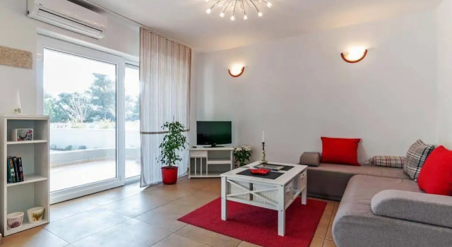 Apartment Biserka