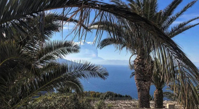 Коттедж с 2 комнатами Case Quattrocchi - Giardino e Terrazzi con vista Panoramica sul Mare, Etna e Vulcano