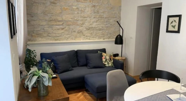 City Center Appartment Near Arena-pula, Забронировать Отель Отели Пула 3 звезды, рядом с Pula Twin Gates, 3*