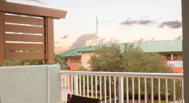 Четырёхместный номер Standard Courtyard by Marriott Palm Beach Jupiter