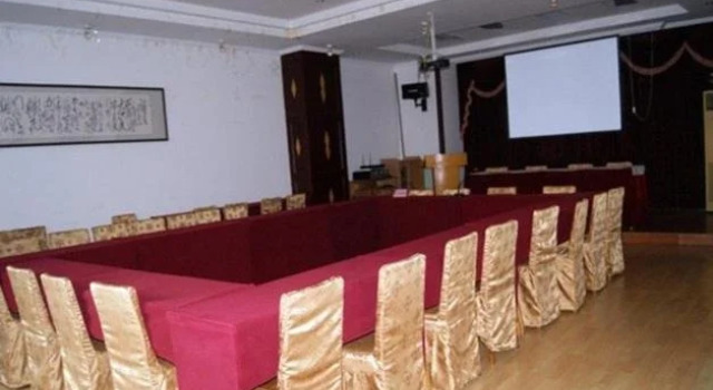 Zhongfang Hotel