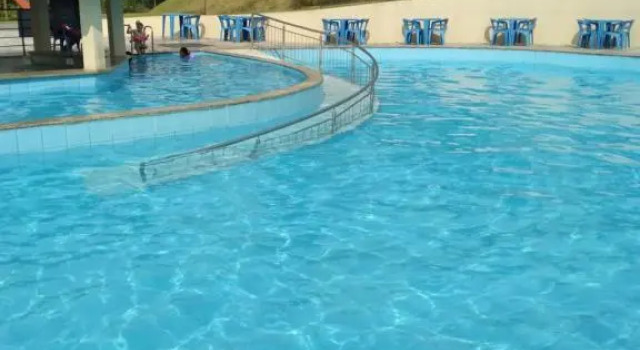 Golden Dolphin Grand Hotel, Забронировать Отель Калдас-Новас Гояс, рядом с Nossa Senhora of Salette Sanctuary