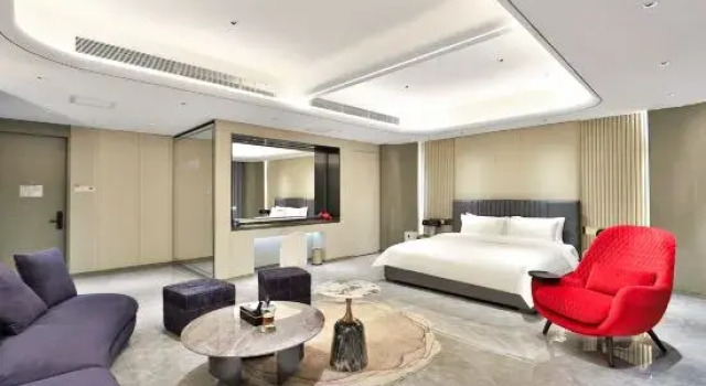 Люкс Classic X Art Hotel