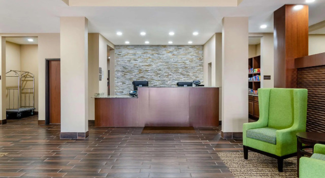 Comfort Inn & Suites Salina North, Prenota Hotel Salina Kansas