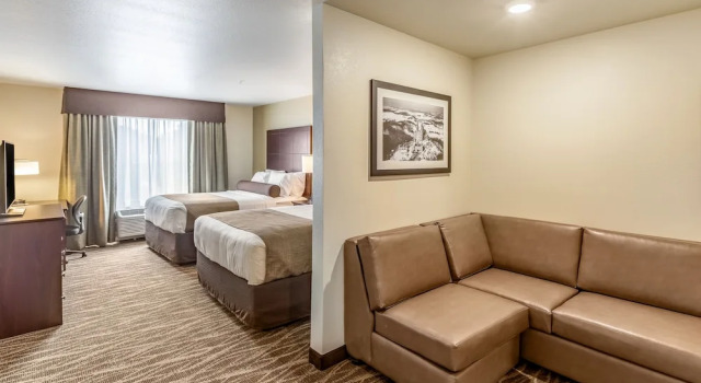 Firedobbelt suite Cobblestone Hotel & Suites – Stevens Point