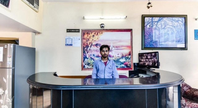 SPOT ON 49335 Hotel Alwin, Забронировать Отель Отели штата Раджастхана 3 звезды, 3*