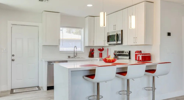 West Palm Beach Vacation Rental ~ 2 Mi to Beach!, Rezerwuj Dom wakacyjny West Palm Beach Palm Beach County