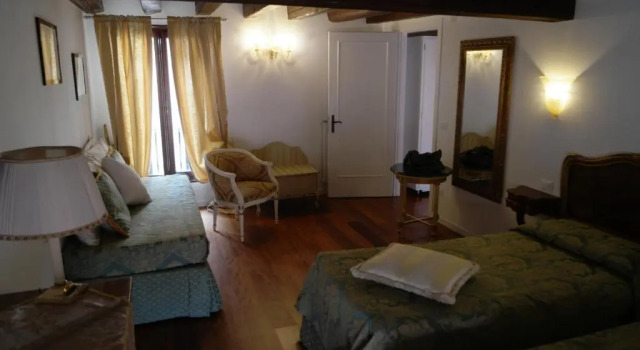 Студия Savoia e jolanda Apartments