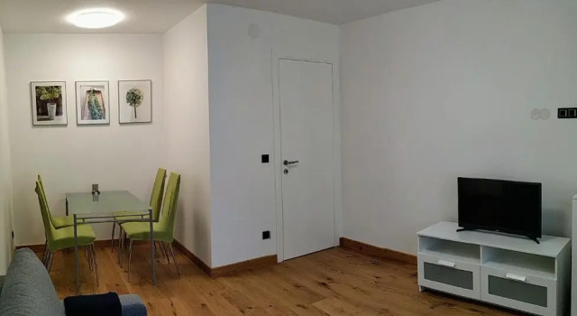 Cozy Nest Vienna Apartment, Rezerwuj Apartament Hotele w Wiedeń z parkingiem, Parking