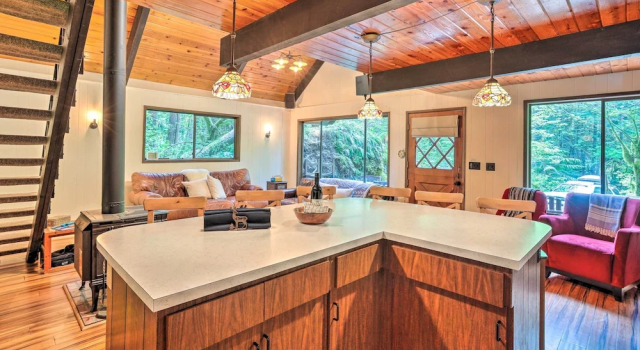 Peaceful Wooded Cabin By Mt. Baker Ski Area!, Prenota Casa vacanze Deming Washington (state)