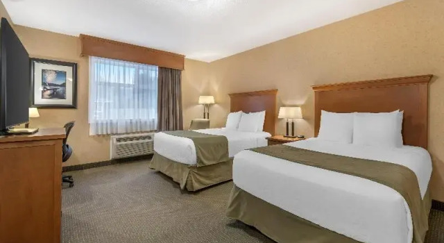 Семейный номер Standard с 2 комнатами Best Western Sicamous Inn