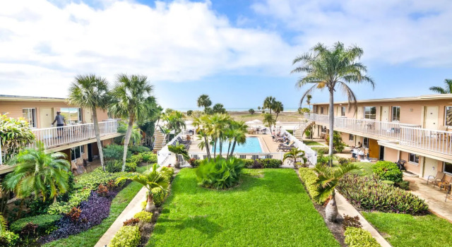 Номер Standard Ocean Club Treasure Island Hotel
