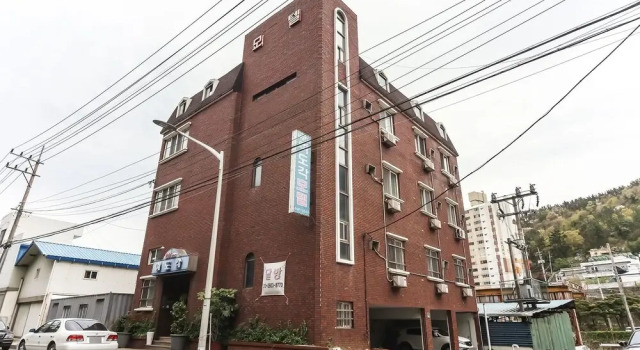 Yeosu Yeodo Motel