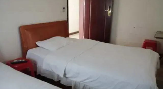 Номер Economy Qiyangchanghong Hotel