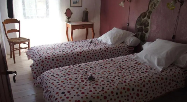 La Cerisaie,B&B, Забронировать Отель Отели Прива с парковкой, Парковка