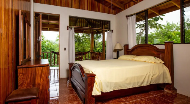 Hummingbird Hacienda, Book Feriehus Monterrey Alajuela