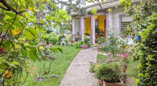 Nel giardino di Oz, Varaa Bed and Breakfast Collecchio Emilia-Romagna