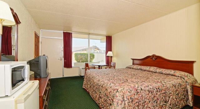 Alcoa Inn, Забронировать Отель Алкоа Great Smoky Mountains National Park