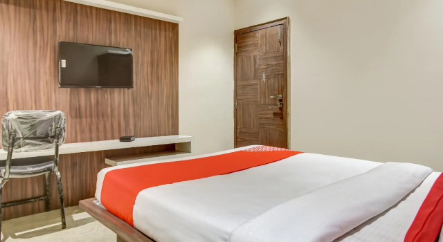 OYO 24814 Sharda Regency, Забронировать Отель Отели штата Махараштры 3 звезды, 3*