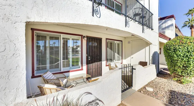 Апартаменты Community Pool at Litchfield Park Condo