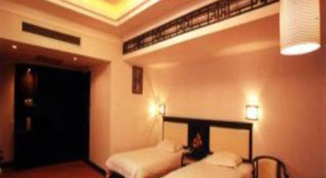 Home Inn Yansha 2nd, Book Hotel Hoteller i Beijing Province med parkering, Parkering