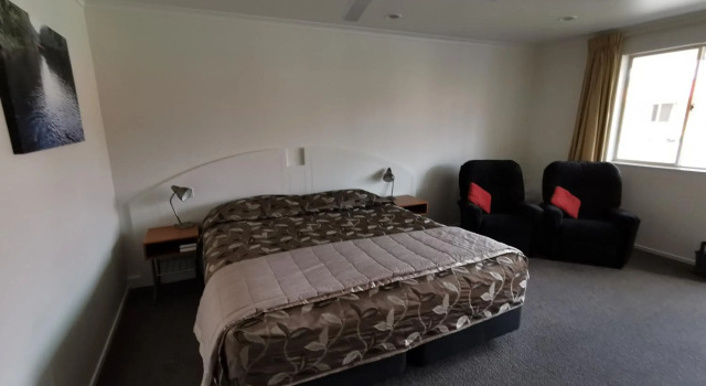 Bks Egmont Motor Lodge, Rezerwuj Hotel Hotele w Taranaki ze śniadaniem, Śniadanie