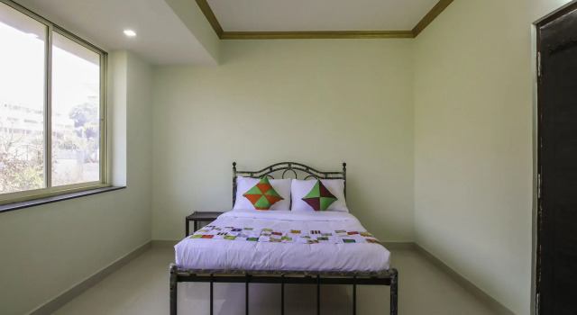 OYO 11409 Home Sunset View 1BHK Panjim, Rezerwuj Hotel Dona Paula North Goa