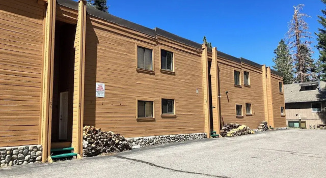 1BR Townhome w/ Spa Access Near Trails, Prenota Resort Hotel resort a Mammoth, Resort