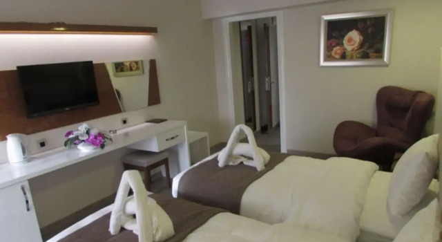 Guntur Park Otel, Rezerwuj Hotel Hotele w Denizli z parkingiem, Parking