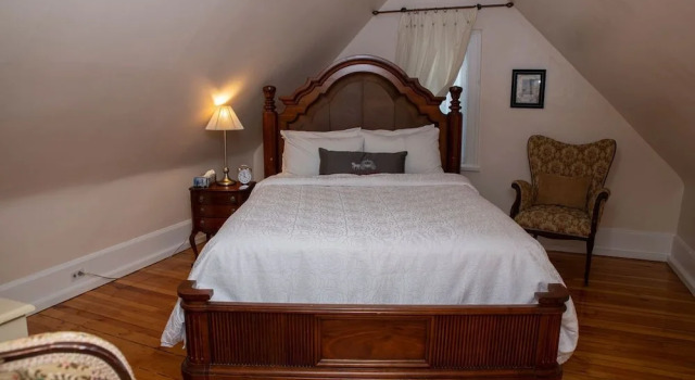 Апартаменты Executive c 1 комнатой с балконом Grey Gables Inn