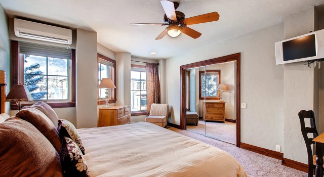 Номер Standard Centennial 2 Bedroom Condo Unit no. 3