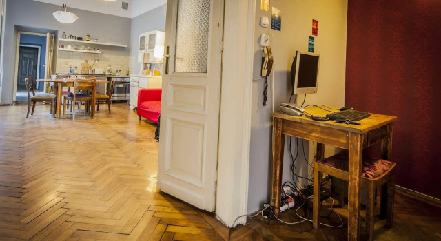 Travellers Inn Hostel, Забронировать Хостел Хостелы Кракова, рядом с Базилика святой Марии, Хостел