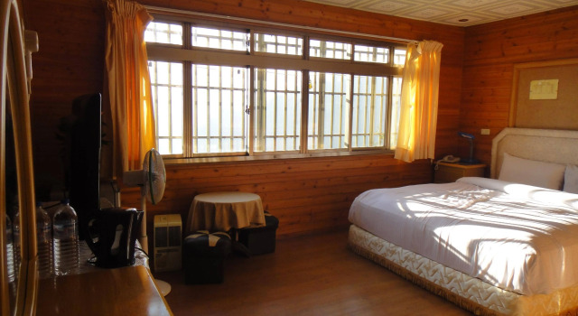 Bunbury Fruit Ranch B&B, Buchen Sie Bed & Breakfast Renai Landkreis Nantou