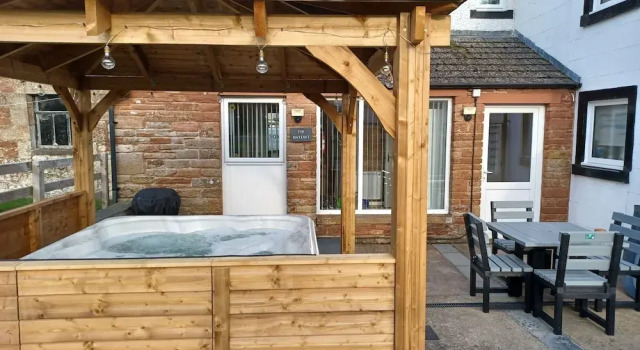 Коттедж Comfort Green View Lodges