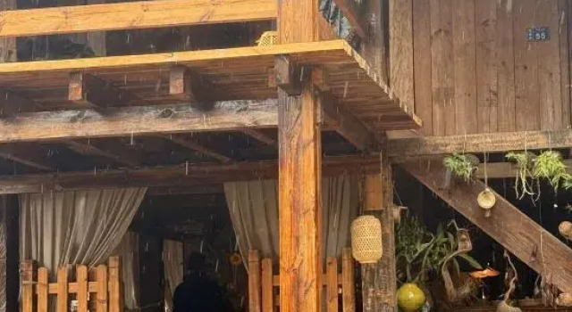 Yugexiang Homestay, Buchen Sie Hotel Hotels in Yunnan mit Parkplatz, Parkplätze