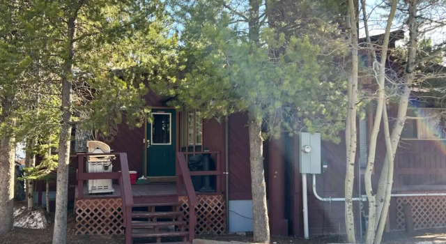 Коттедж с 6 комнатами Faithful Street Inn