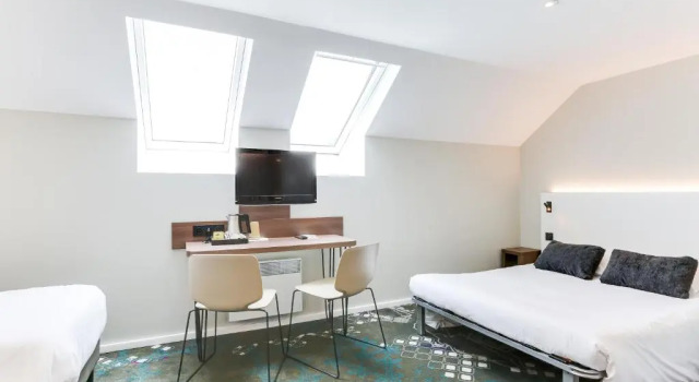 Номер Standard Brit Hotel Caen Nord - Mémorial