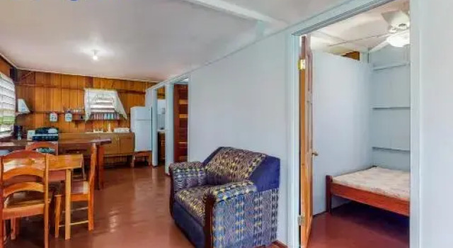 Carol's Cabanas, Забронировать Отель Пласенсиа Пласенсия