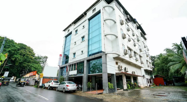 Capital O 1684 Hotel Malabar Inn