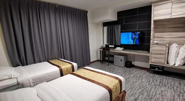 Süper çift kişilik oda Meriton Inn Hotel