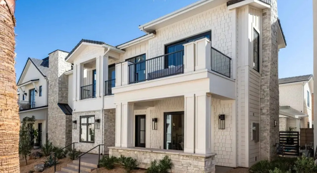 Desert Gem 7 Bedroom Home, Varaa Lomakoti St. George 