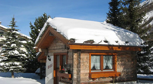 Chalet Hã¤Uschen Stadel, Prenota Chalet Saas-Grund 