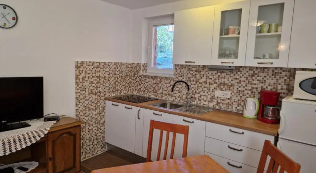 Апартаменты Apartments Luka & Sara